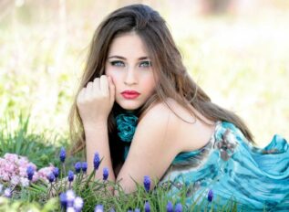 Yennefer announces her new fashion collection