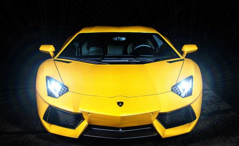 Lamborghini UGR fires up at the speed of 402 km/h