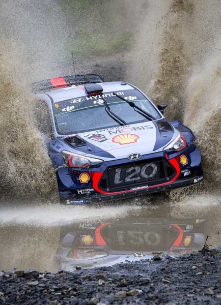 Neuville dominates as rivals falter