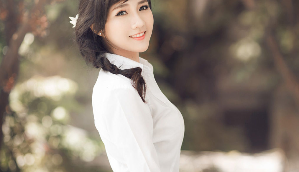 The elegant, charming and pure beauty