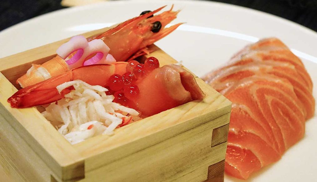 Sashimi, the delicious fishes from Japanese