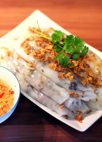 Vietnamese Banh Cuon is a must eat