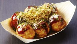 Japanese Streetfood: Beautiful Takoyaki