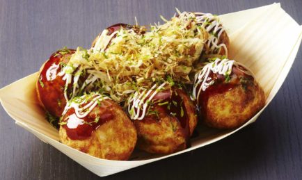 Japanese Streetfood: Beautiful Takoyaki
