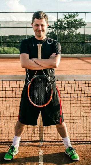 Dimitrov beats Goffin, claims ATP title