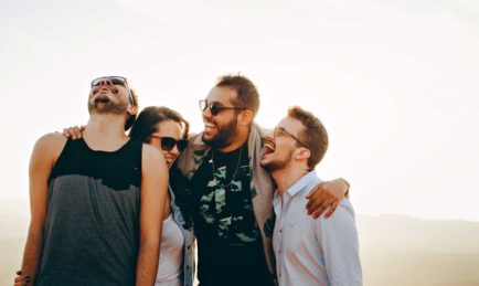 Don’t forget to bring your friends travel together